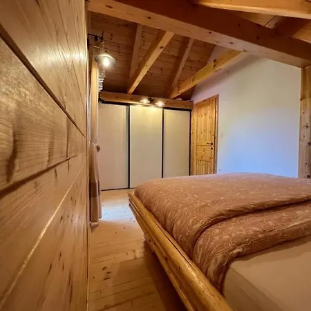 Semesterbostad Hiska Erika - Wood House Erika *