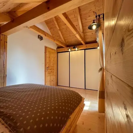 Semesterbostad Hiska Erika - Wood House Erika *