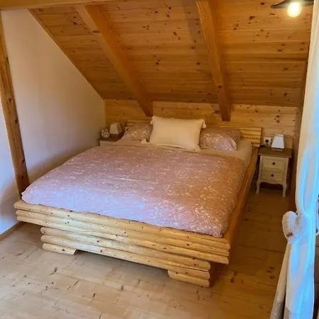 Hiska Erika - Wood House Erika * Šoštanj